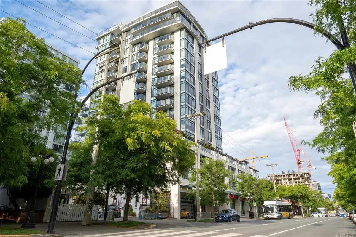 960 Yates St #806, Victoria BC V8V 3M3