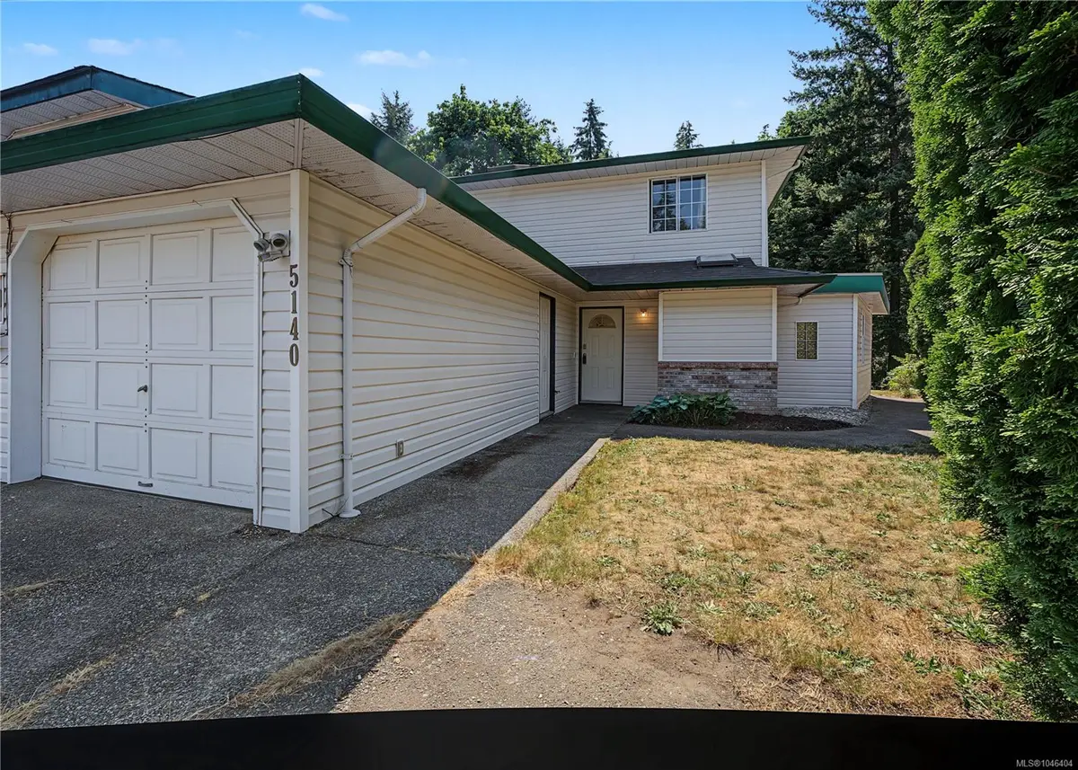 5140 Carol Pl #2, Nanaimo BC V9T 5Z3