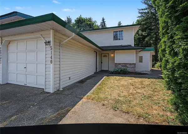5140 Carol Pl #2, Nanaimo BC V9T 5Z3 - 4 bed, 2.0 bath in Nanaimo