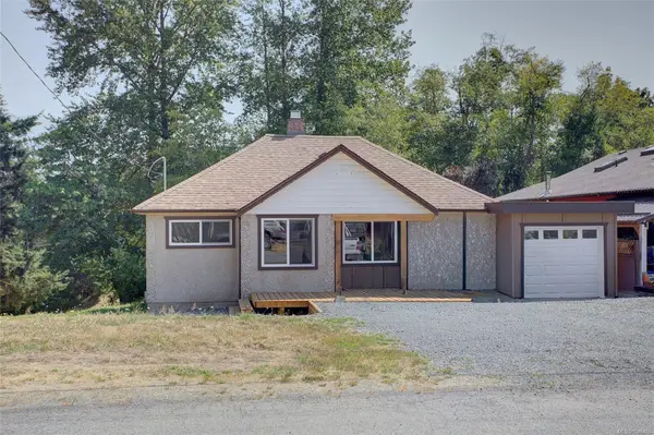26 Stevens Cres, Lake Cowichan BC V0R 2G0 - 3 bed, 2 bath property for sale in Lake Cowichan