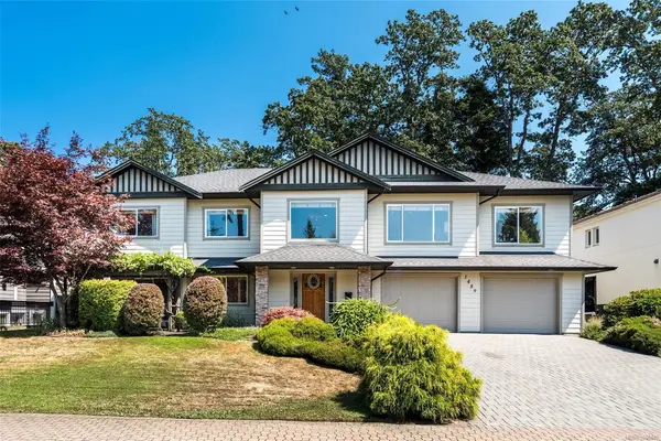 1489 Mt. Douglas Cross Rd, Saanich BC V8X 3H6 - 5 bed, 4.0 bath in Saanich
