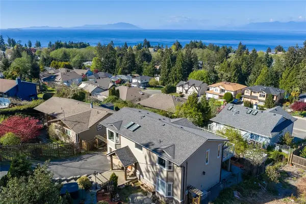 5170 Laguna Way, Nanaimo BC V9T 5L7 - 3 bed, 3.0 bath in Nanaimo