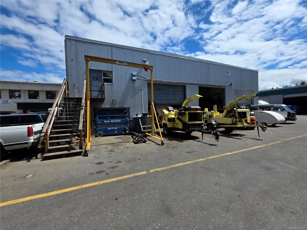 1779 Sean Hts #200, Central Saanich BC V8M 1X6