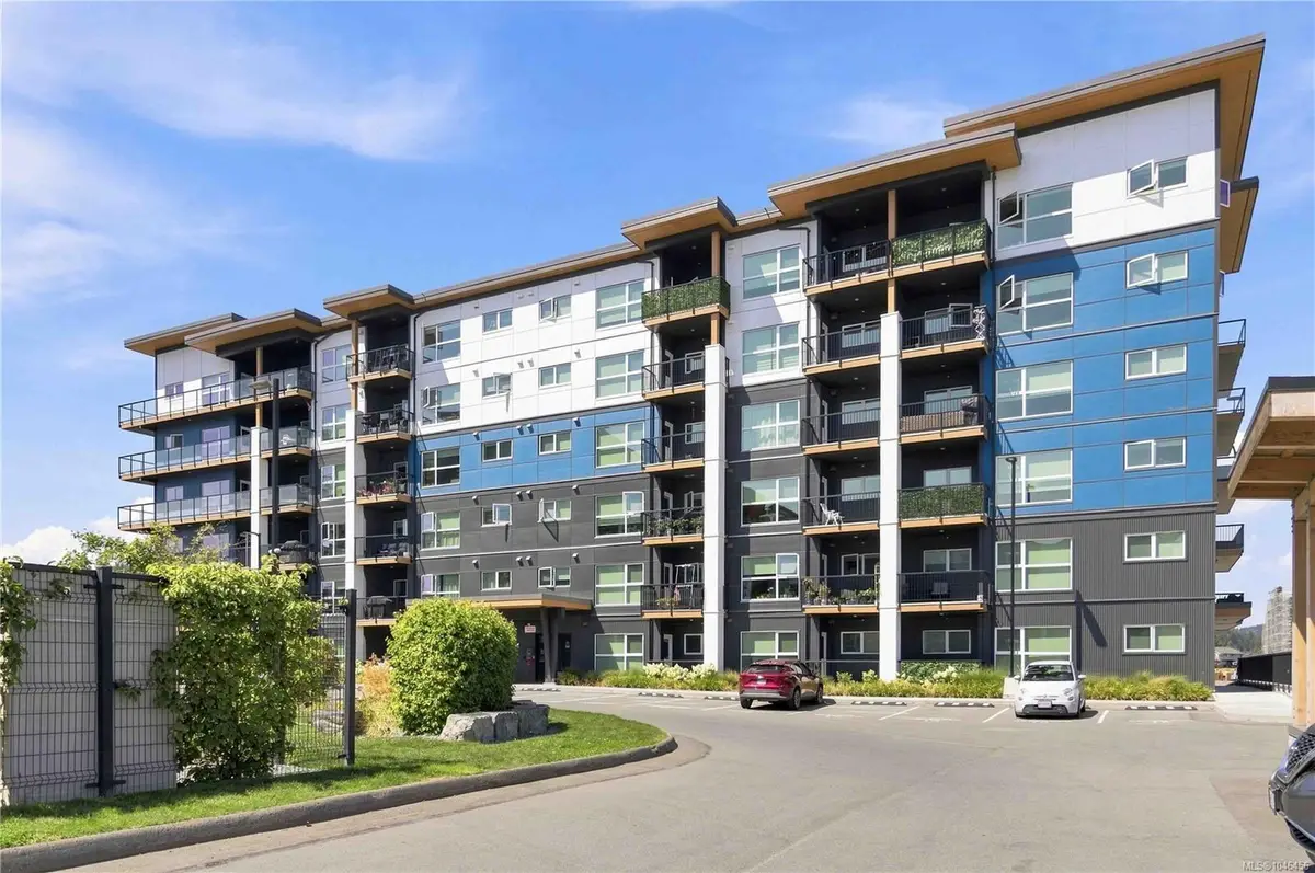#206 - 2461 Gateway Rd #206, Langford BC V9B 6M6