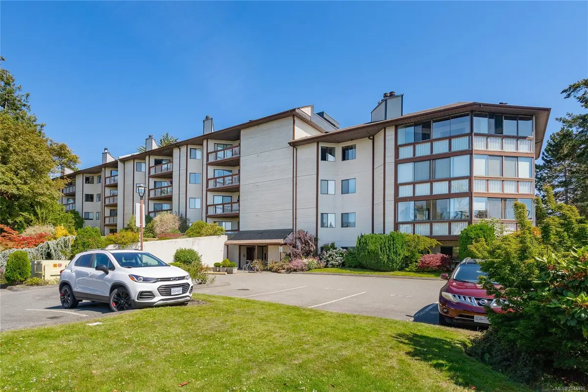 69 Gorge Rd W #509, Saanich BC V9A 1L9