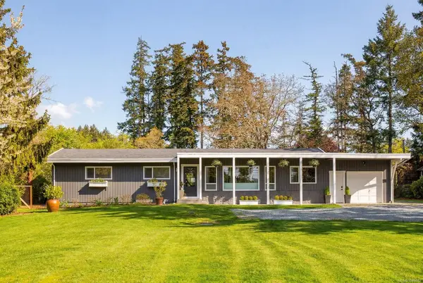 826 Birch Rd, North Saanich BC V8L 5R9 - 3 bed, 2.0 bath in North Saanich