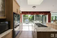 View 32