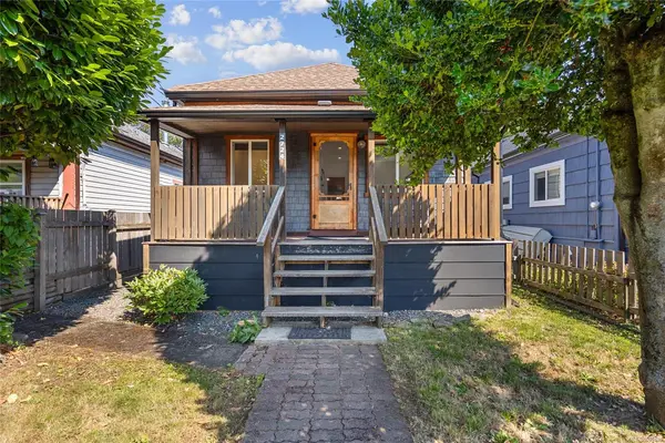 2724 Penrith Ave, Cumberland BC V0R 1S0 - 2 bed, 1.0 bath in Cumberland