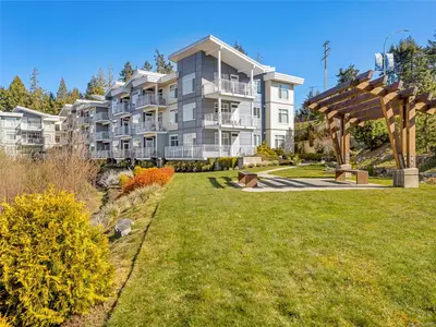 4960 Songbird Pl #117, Nanaimo BC V9T 0H7