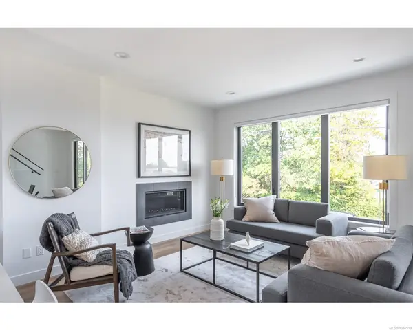 309 Elizabeth St, Nanaimo BC V9R 3C5 - 4 bed, 4.0 bath in Nanaimo