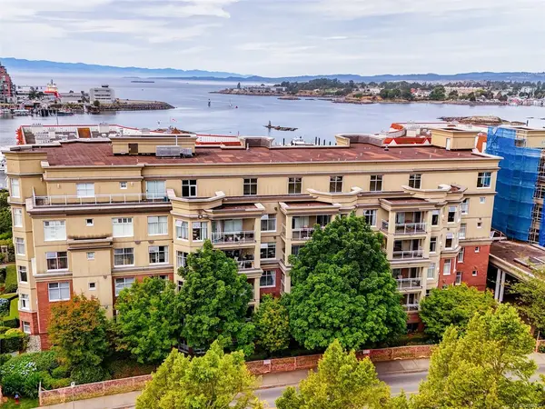 165 Kimta Rd #303, Victoria BC V9A 7P1 - 2 bed, 2 bath property for sale in Victoria