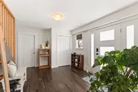 View 25