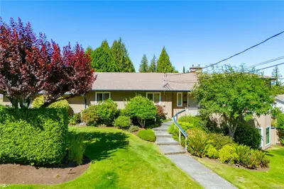 101 Bonavista Pl, Nanaimo BC V9T 1K4