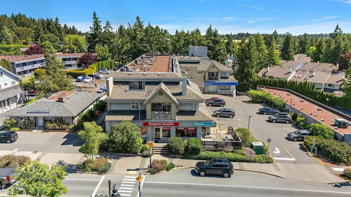 7143 West Saanich Rd #302, Central Saanich BC V8M 1P7