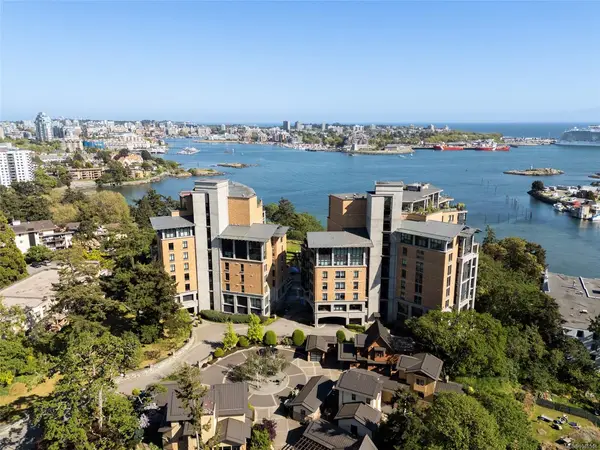 847 Dunsmuir Rd #106, Esquimalt BC V9A 0A5 - 2 bed, 2.0 bath in Esquimalt