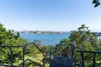 View 25