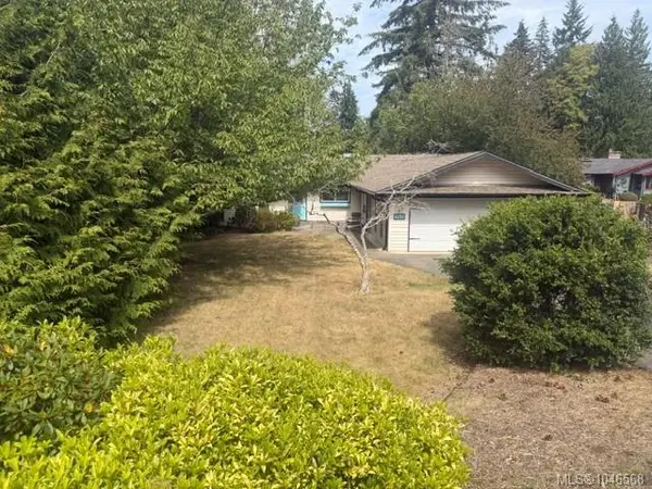 783 Canyon Crescent Dr, Qualicum Beach BC V9K 1K9 - 4 bed, 3 bath property for sale in Qualicum Beach
