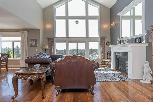 614 Granrose Terr #10, Colwood BC V9C 0C9 - 3 bed, 4.0 bath in Colwood