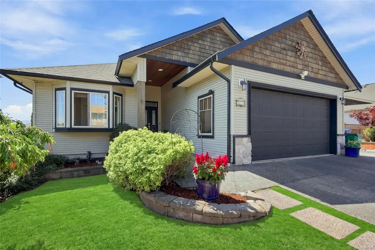 1752 White Blossom Way, Nanaimo BC V9X 1X6