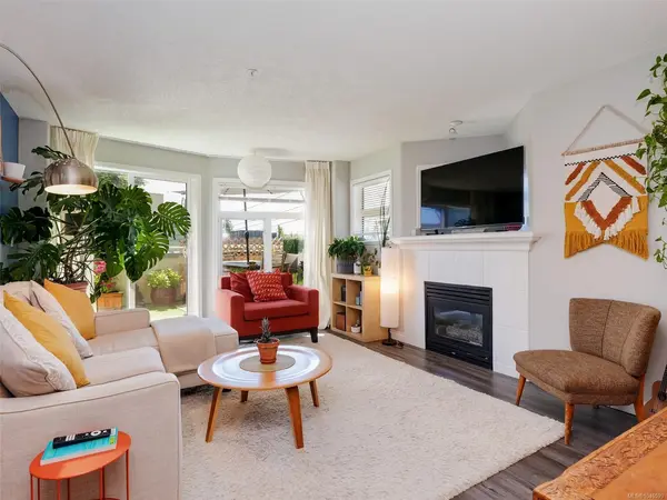 1258 Esquimalt Rd #206, Esquimalt BC V9A 3P3 - 2 bed, 1 bath property for sale in Esquimalt