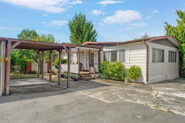 158 Cooper Rd #7, View Royal BC V9A 7B3 - 2 bed, 1.0 bath in View Royal