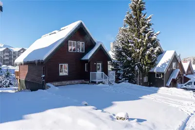 1171 Fosters Pl, Courtenay BC V9J 1L0