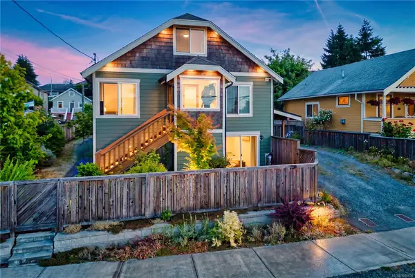 726 Haliburton St, Nanaimo BC V9R 4W7 - 3 bed, 2 bath property for sale in Nanaimo