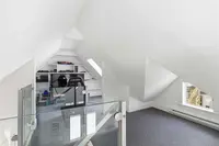 View 32