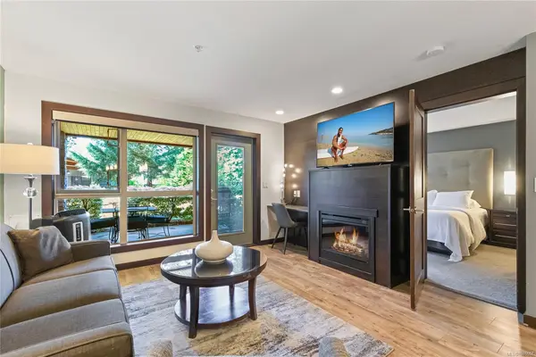 1175 Resort Dr #212, Parksville BC V9P 2E3 - 2 bed, 3.0 bath in Parksville