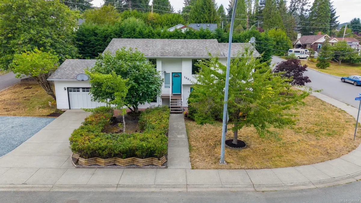 1001 Timberwood Dr, Nanaimo BC V9R 6N9