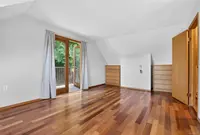 View 32