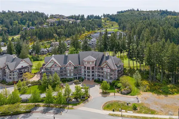 1395 Bear Mountain Pkwy #210/212, Langford BC V9B 0E1 - 2 bed, 2.0 bath in Langford