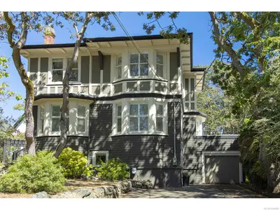 1391 Victoria Ave, Oak Bay BC V8S 4P4