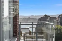 View 10