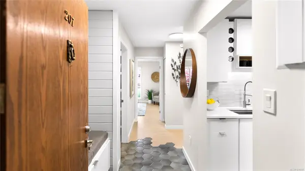 1419 Stadacona Ave #207, Victoria BC V8S 5J3 - 1 bed, 1.0 bath in Victoria