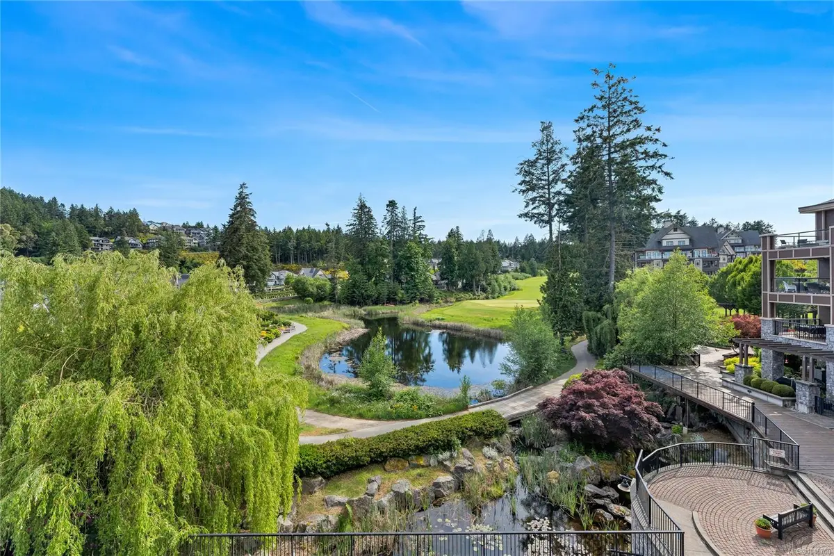 1325 Bear Mountain Pkwy #304, Langford BC V9B 6T8