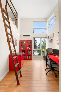 View 25