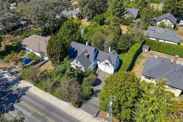 1234 Union Rd, Saanich BC V8P 2J6 - 3 bed, 3.0 bath in Saanich