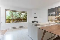 View 10