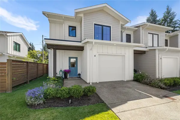 1090 Evergreen Rd #4, Campbell River BC V9W 3R9 - 3 bed, 3.0 bath in Campbell River
