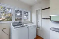 View 16