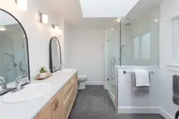 View 32