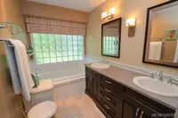 View 16