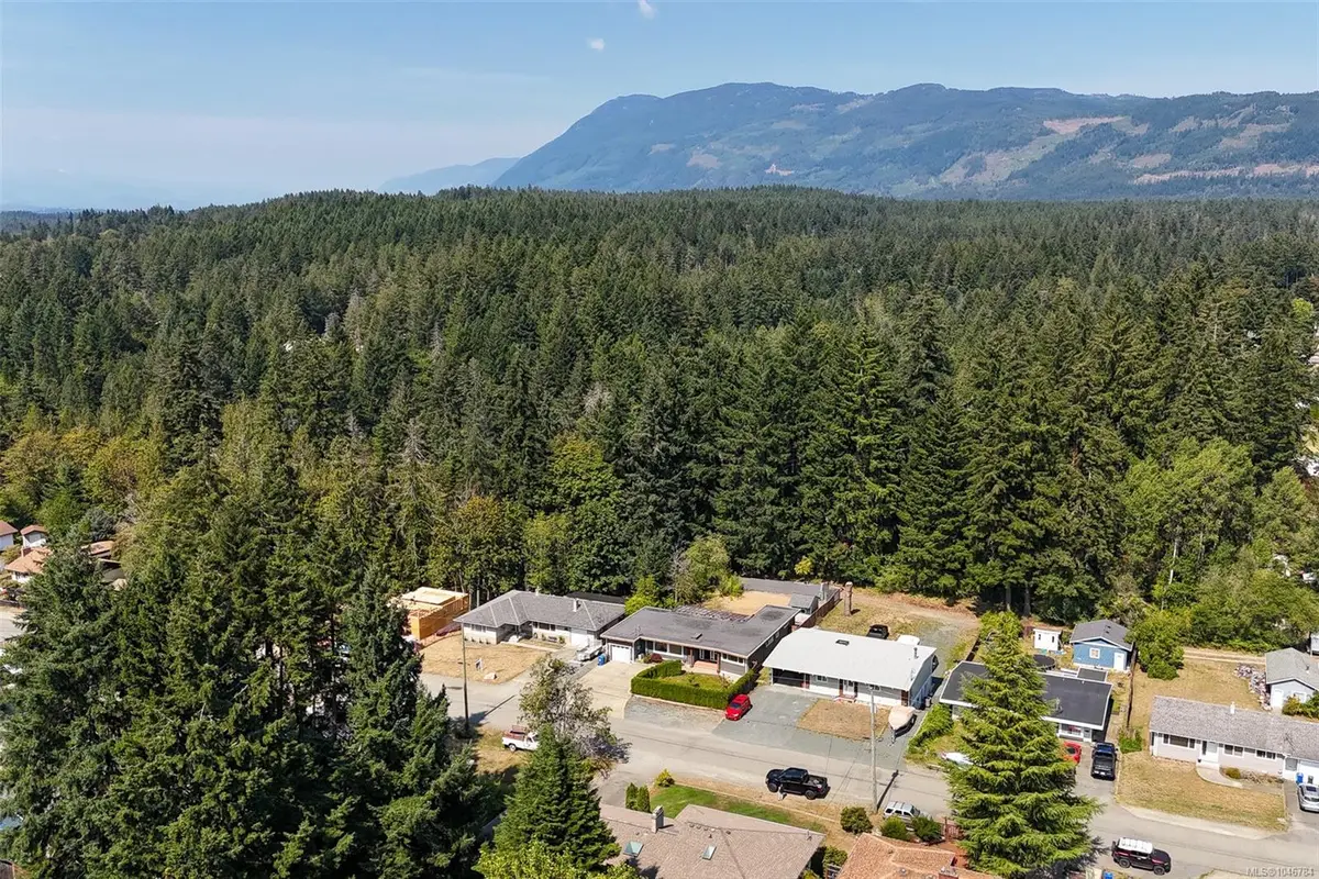 4281 Michigan Rd, Port Alberni BC V9Y 5Z4