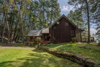 231 Halibut Hill Rd, Mudge Island BC V0R 1X6