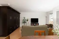 View 10