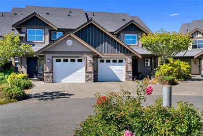 6250 Palahi Rd #9, Duncan BC V9L 6Z3