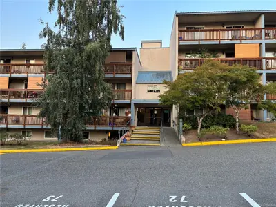 4728 Uplands Dr #407, Nanaimo BC V9T 4S9