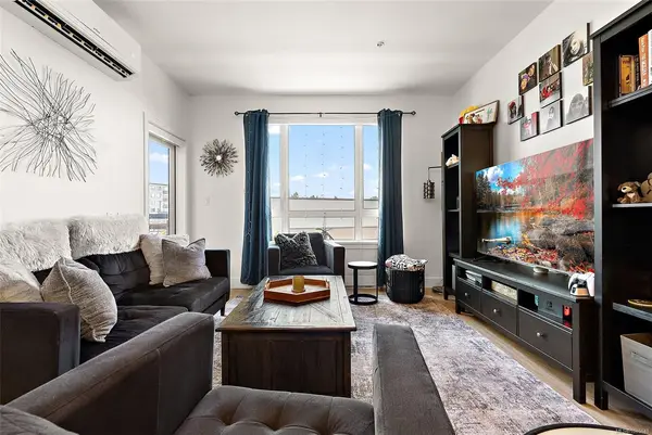 920 Reunion Ave #236, Langford BC V9B 0W8 - 2 bed, 2.0 bath in Langford