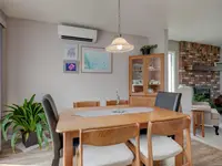 View 10